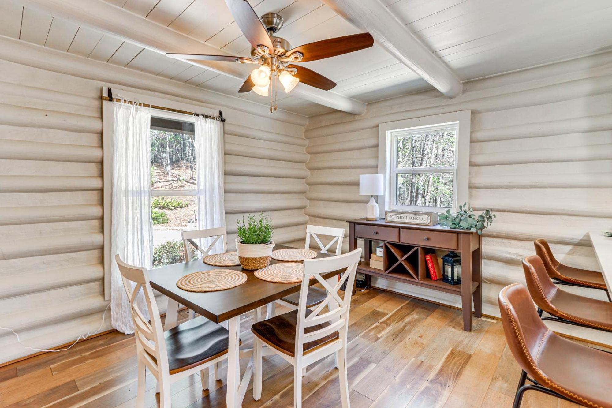 Dog-Friendly Hiawassee Cabin With Decks And Fire Pit! Kültér fotó