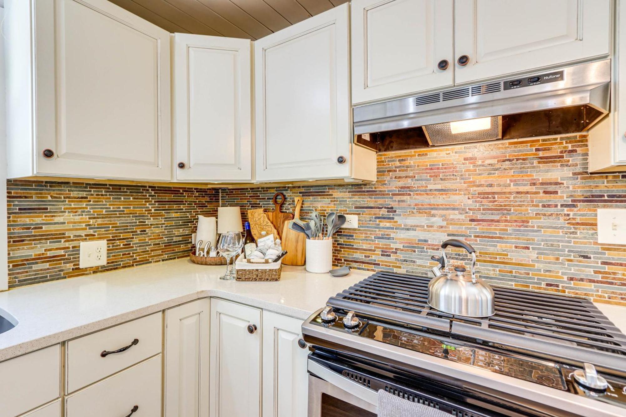 Dog-Friendly Hiawassee Cabin With Decks And Fire Pit! Kültér fotó