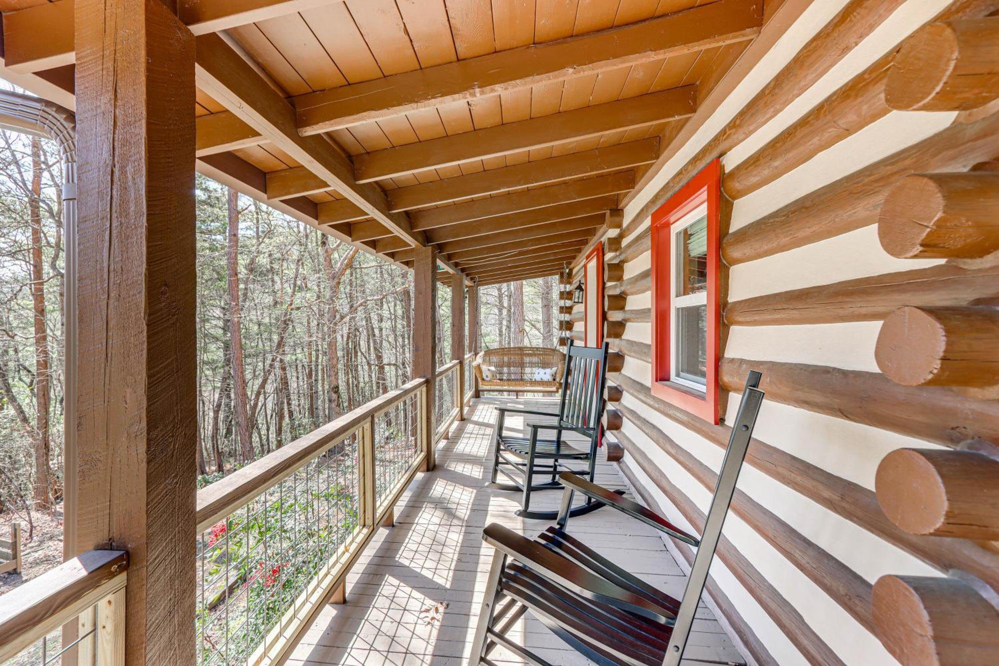 Dog-Friendly Hiawassee Cabin With Decks And Fire Pit! Kültér fotó